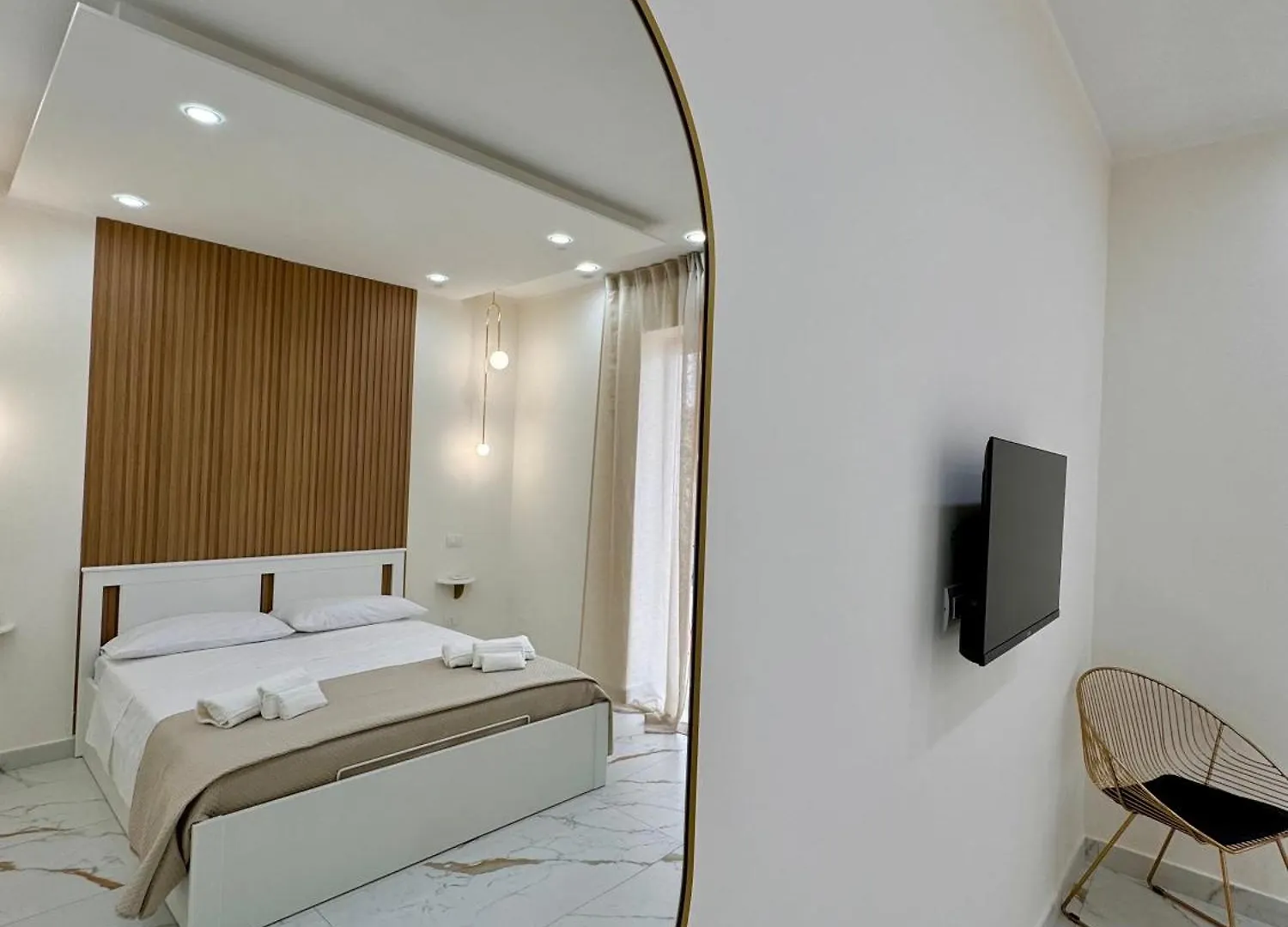 Partenope House 24 Napoli 0*,